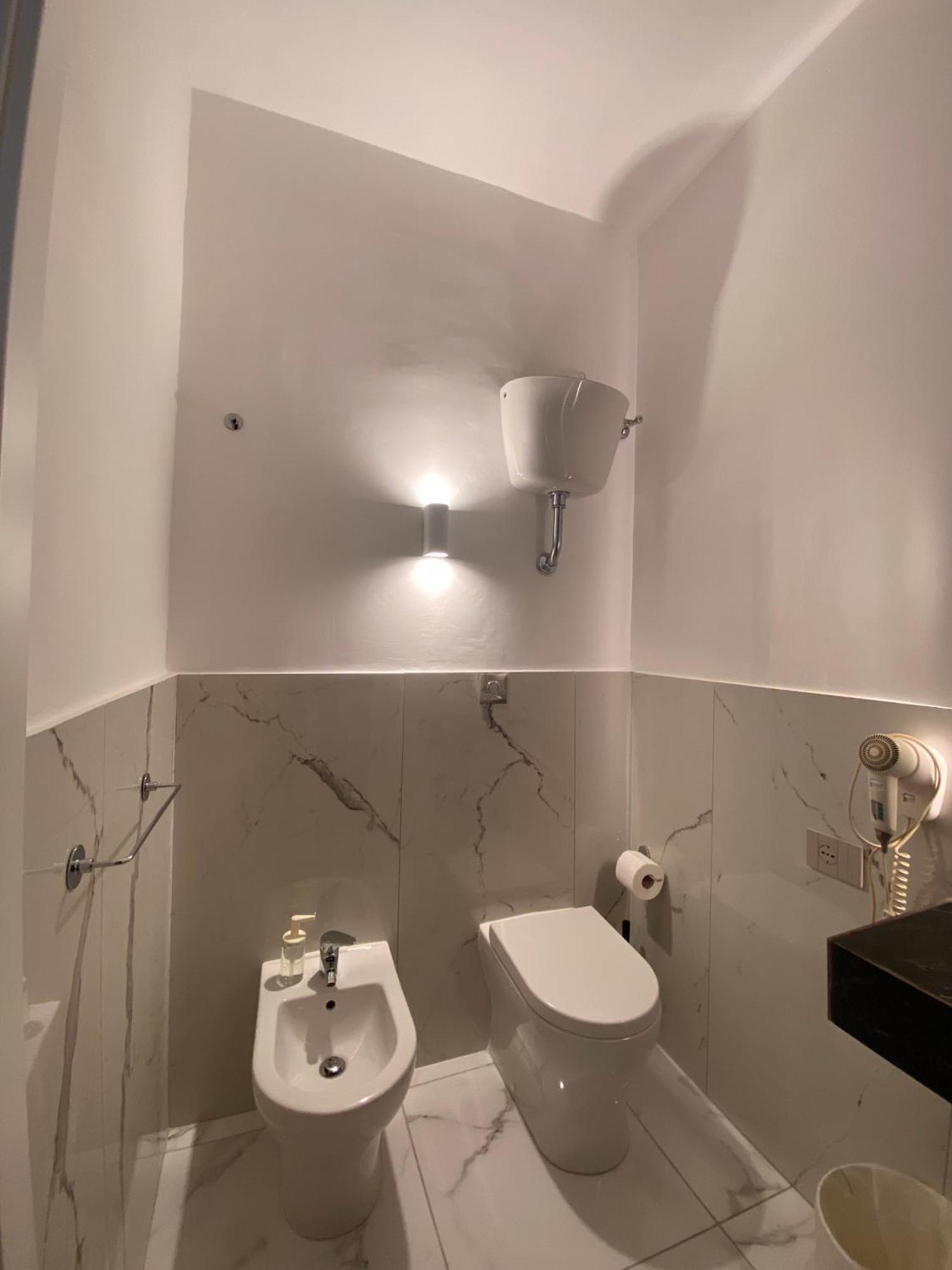 La Dimora Di Marti " Vicino Al Centro Storico Di Napoli" Bed & Breakfast Dış mekan fotoğraf