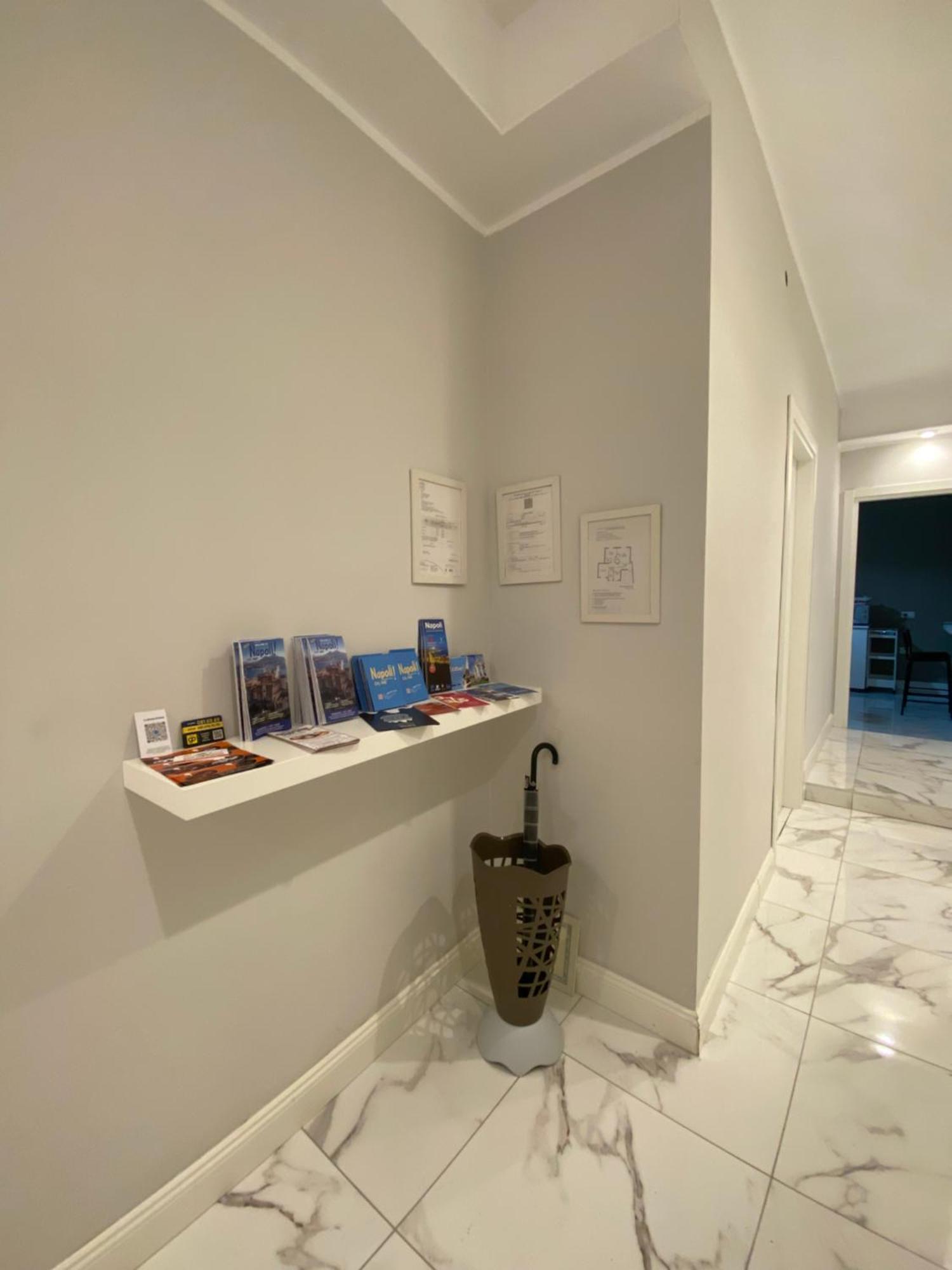 La Dimora Di Marti " Vicino Al Centro Storico Di Napoli" Bed & Breakfast Dış mekan fotoğraf