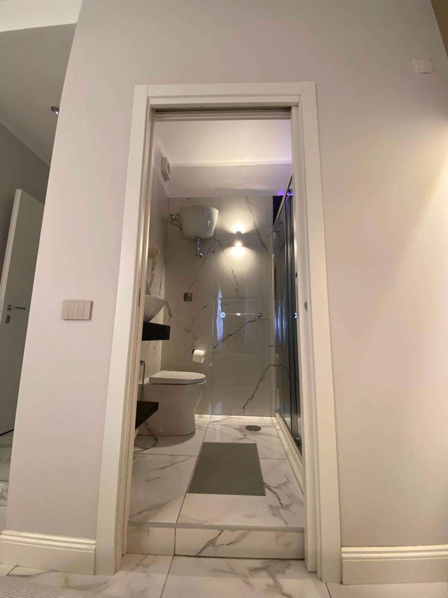 La Dimora Di Marti " Vicino Al Centro Storico Di Napoli" Bed & Breakfast Dış mekan fotoğraf