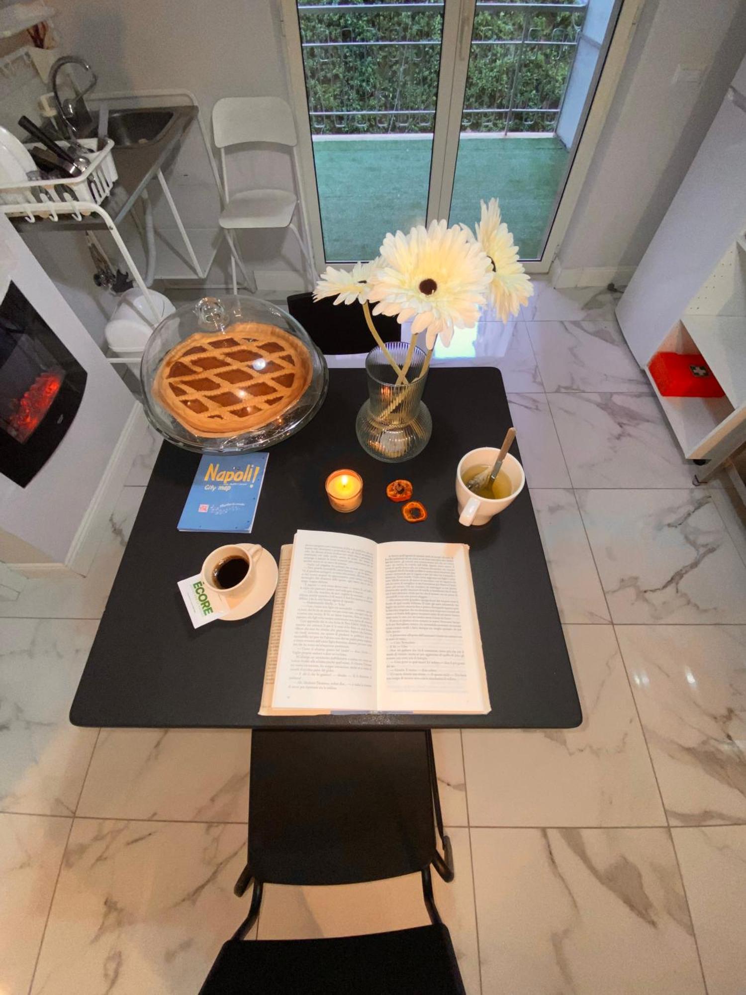 La Dimora Di Marti " Vicino Al Centro Storico Di Napoli" Bed & Breakfast Dış mekan fotoğraf