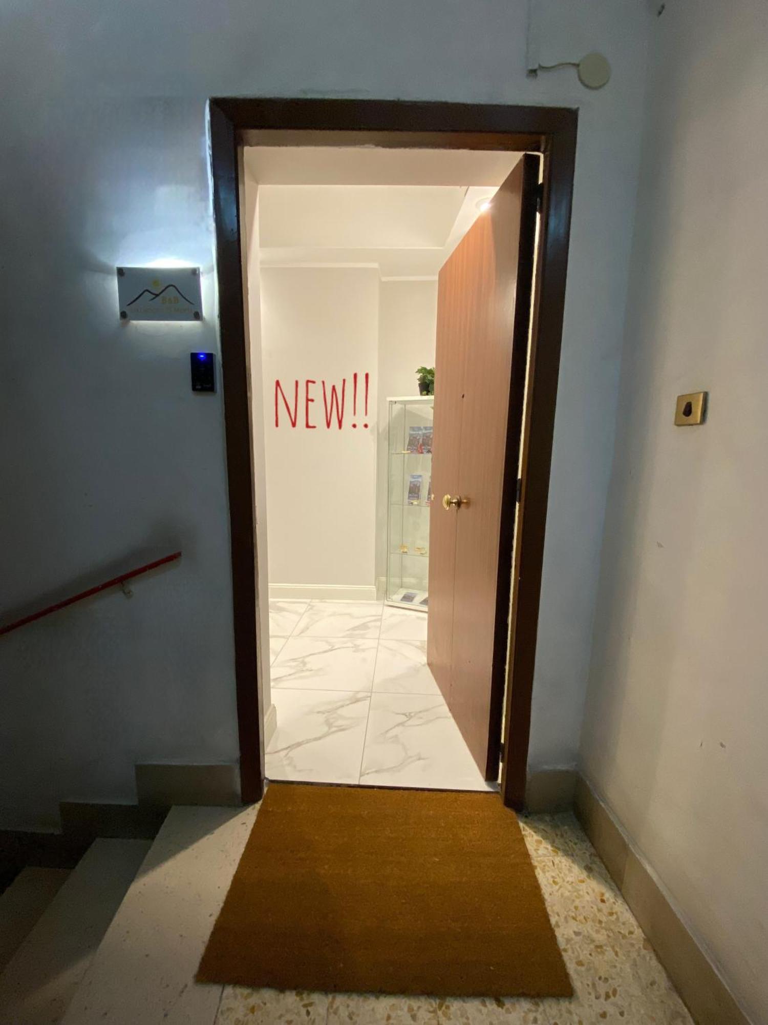 La Dimora Di Marti " Vicino Al Centro Storico Di Napoli" Bed & Breakfast Dış mekan fotoğraf
