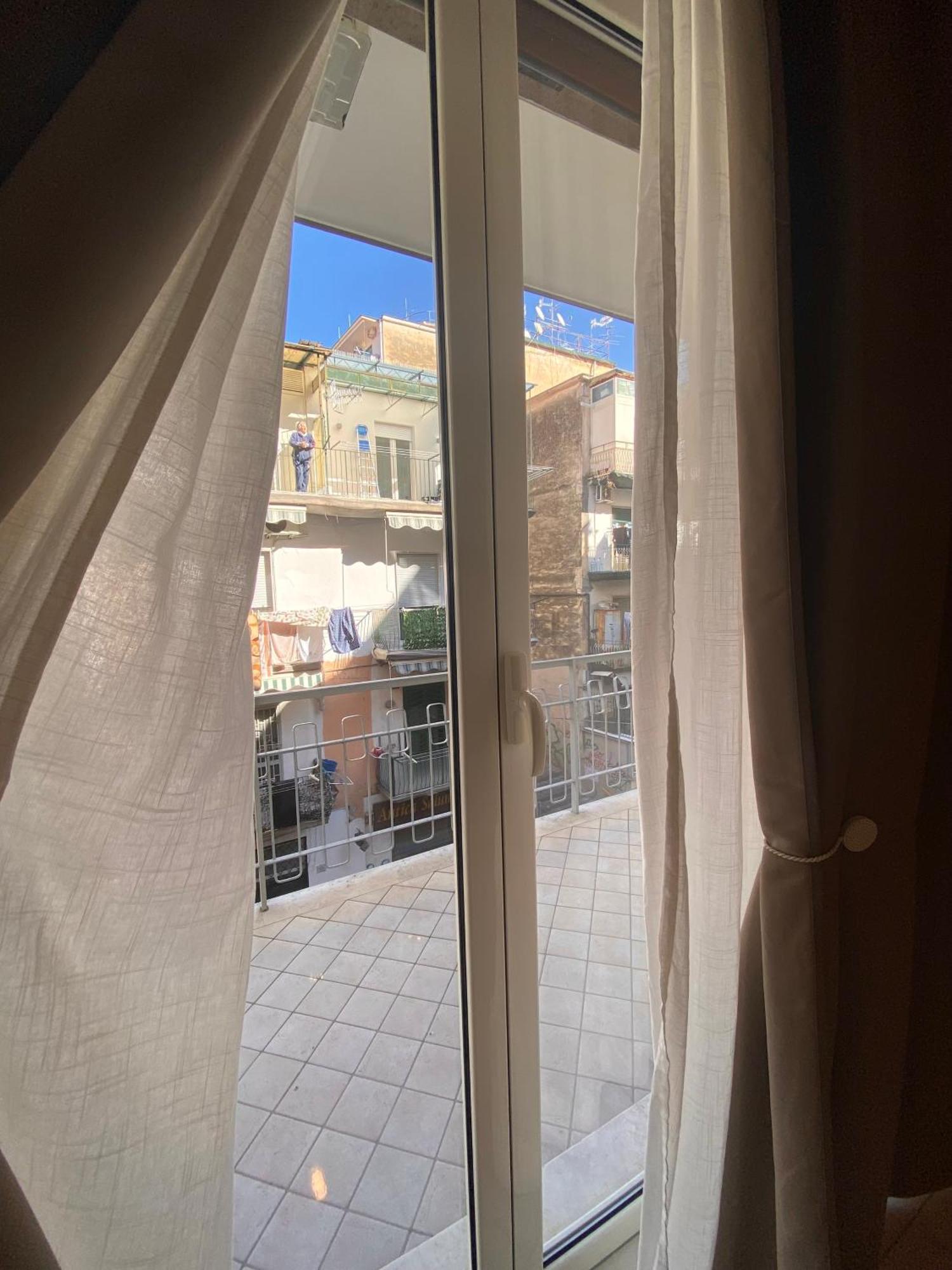 La Dimora Di Marti " Vicino Al Centro Storico Di Napoli" Bed & Breakfast Dış mekan fotoğraf