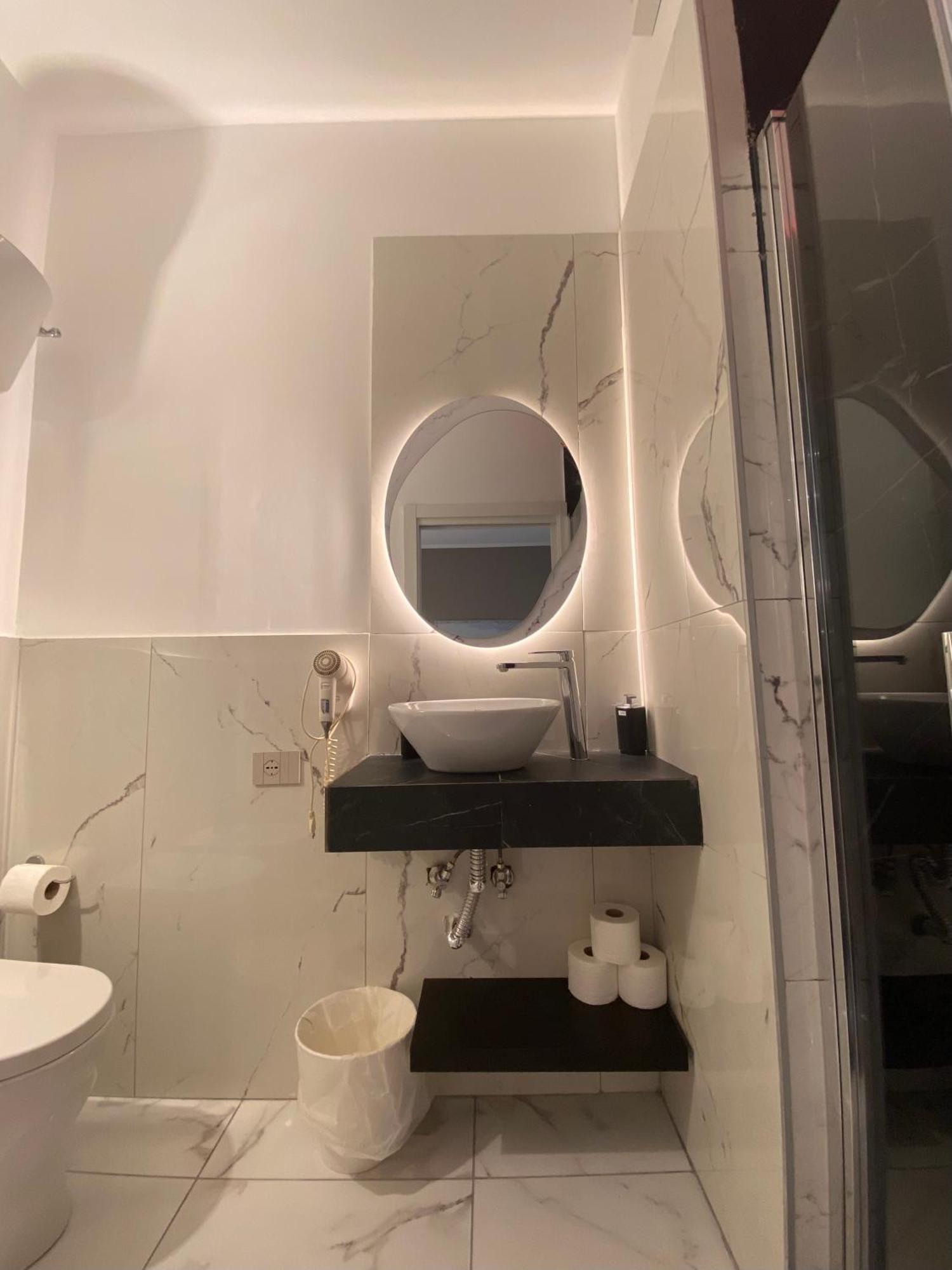 La Dimora Di Marti " Vicino Al Centro Storico Di Napoli" Bed & Breakfast Dış mekan fotoğraf