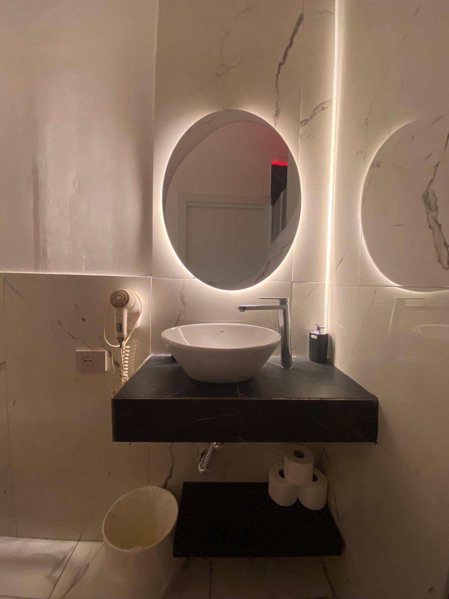 La Dimora Di Marti " Vicino Al Centro Storico Di Napoli" Bed & Breakfast Dış mekan fotoğraf