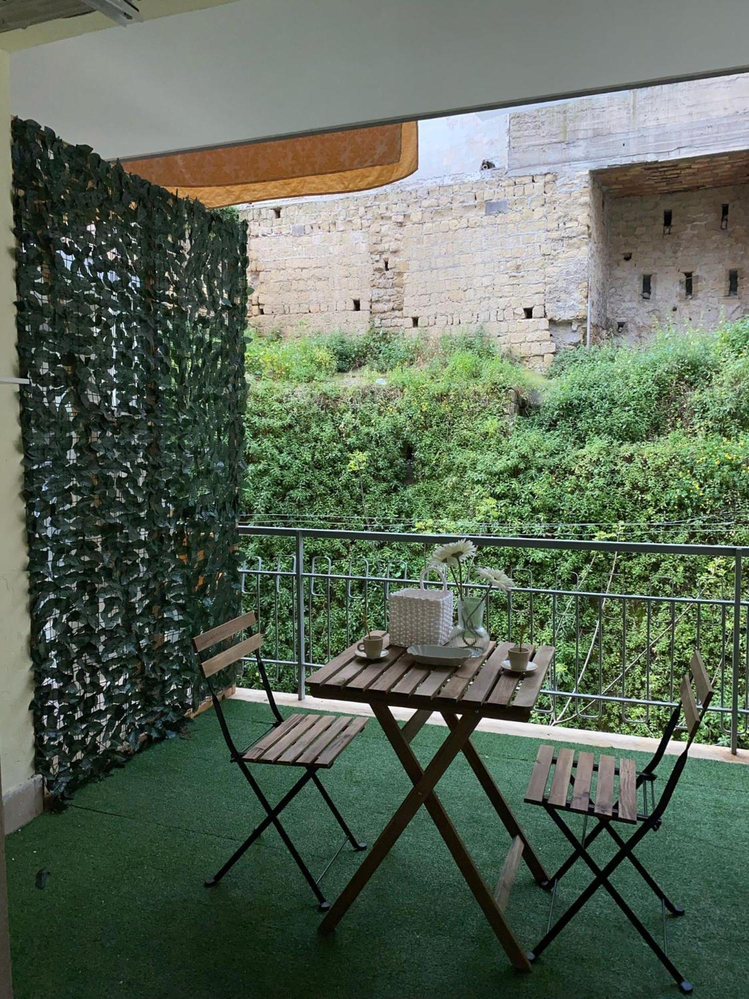 La Dimora Di Marti " Vicino Al Centro Storico Di Napoli" Bed & Breakfast Dış mekan fotoğraf